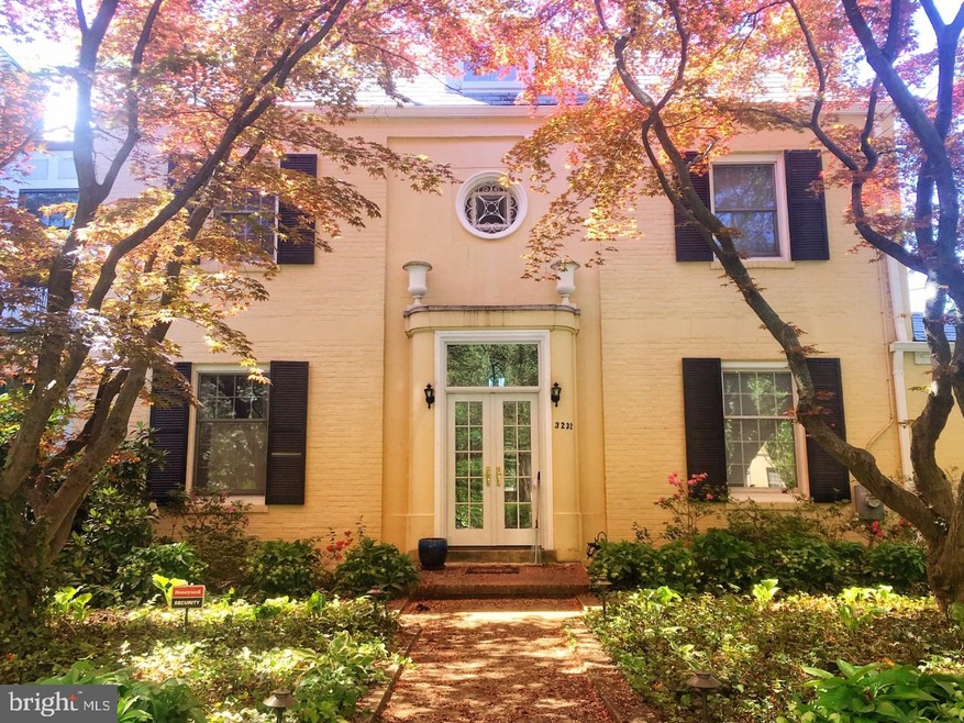 3232 Klingle Rd NW, Washington, DC 20008 - photo 1