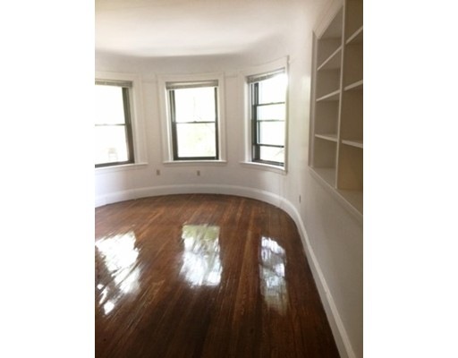 1039 Massachusetts Ave unit 203, Cambridge, MA 02138 - photo 1