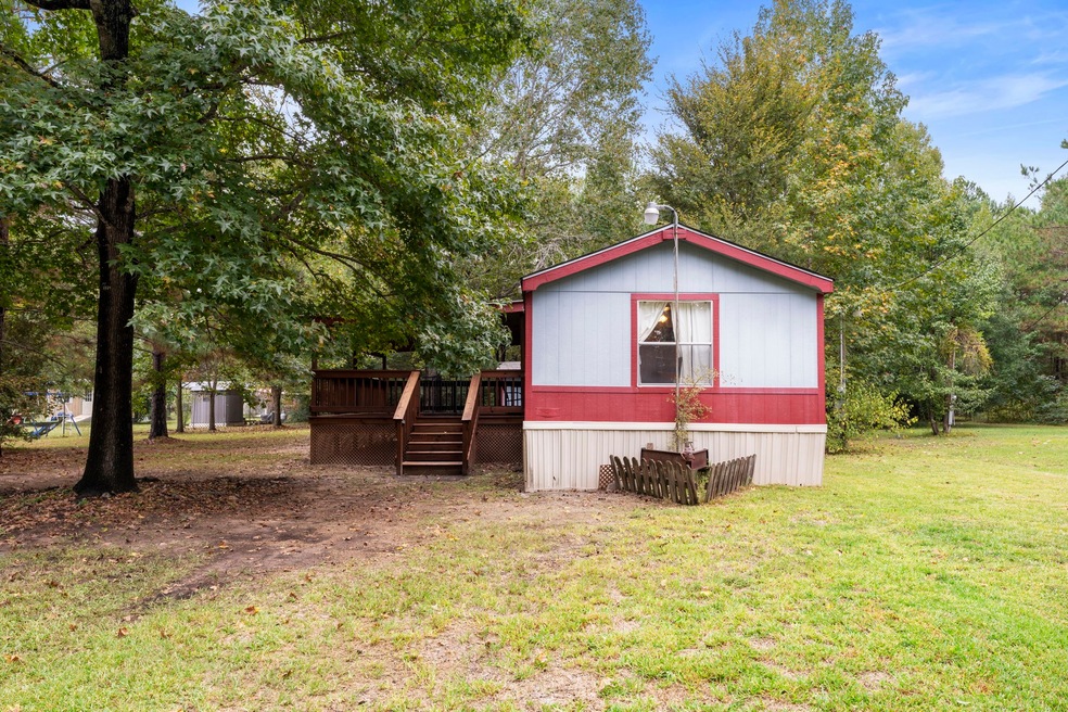 10715 Burkett Ln, Cleveland, TX 77328 - photo 1