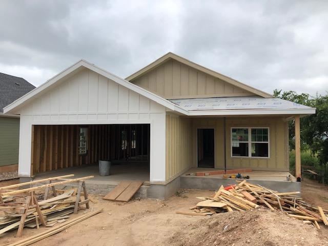 105 Arrow Point, Fredericksburg, TX 78624 - photo 1