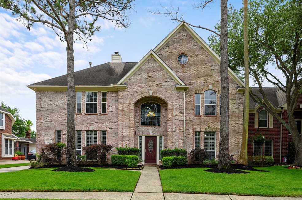 17911 Mossy Ridge Ln, Houston, TX 77095 - photo 1