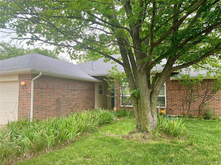 1804 Saint Christopher Dr, Edmond, OK 73003 - photo 1