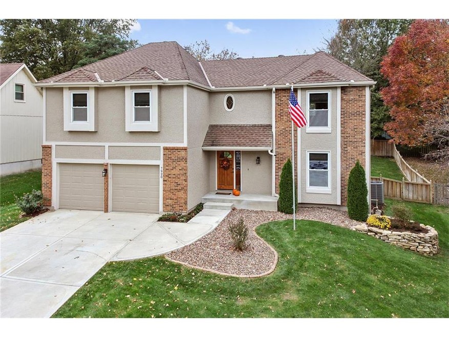 7920 Oakview Dr, Lenexa, KS 66215 - photo 1