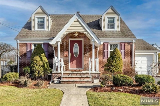 1-39 32nd St, Fair Lawn, NJ 07410 - photo 1