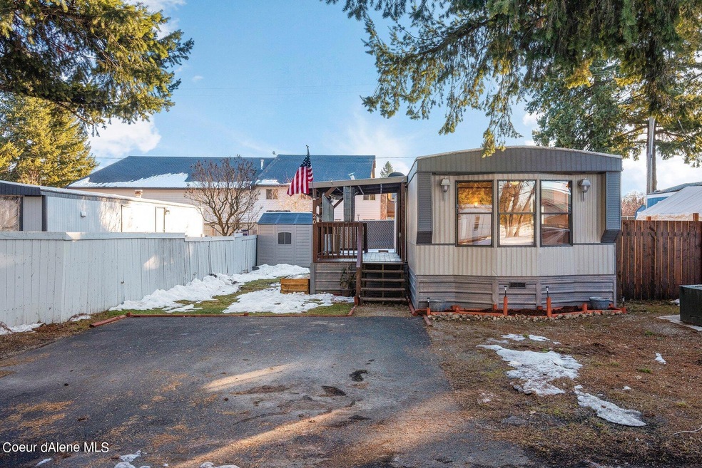 20 Walrose - Street View