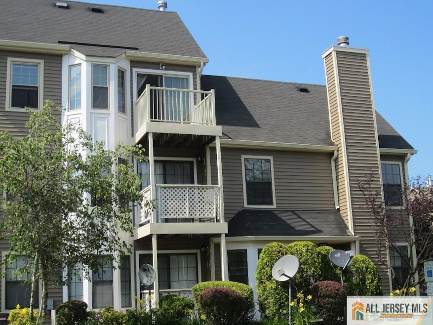 46 Lear Ct, East Brunswick, NJ 08816 - photo 1