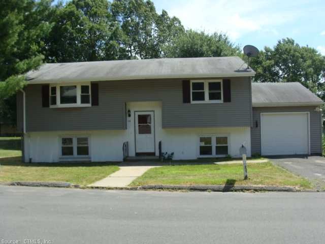 72 Brookfield Rd, Waterbury, CT 06704 - photo 1