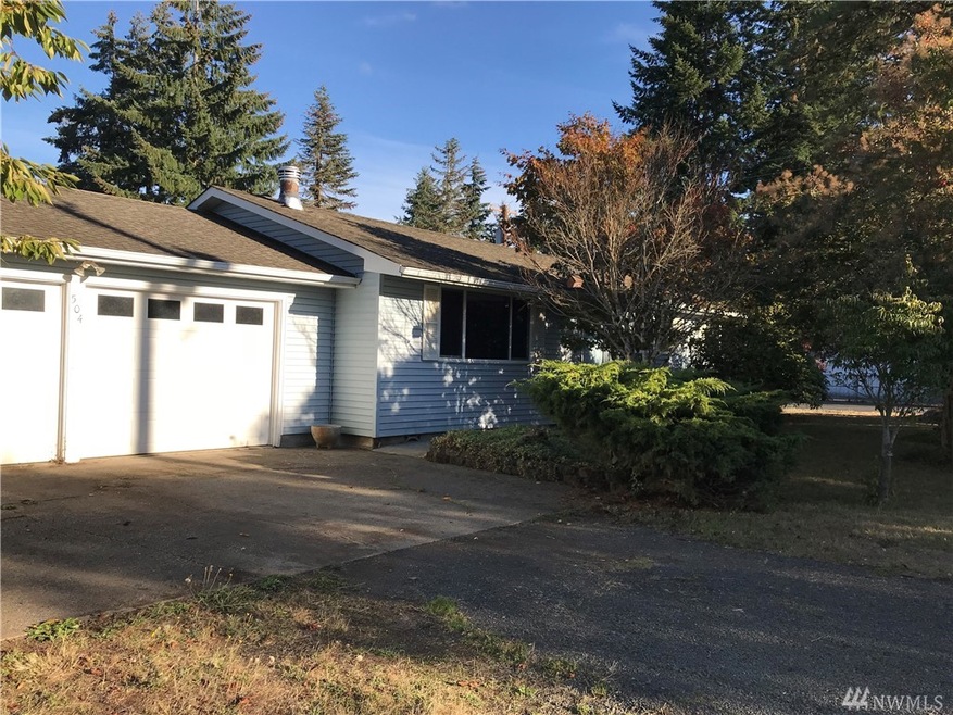 504 4th Ave NW, Chehalis, WA 98532 - photo 1