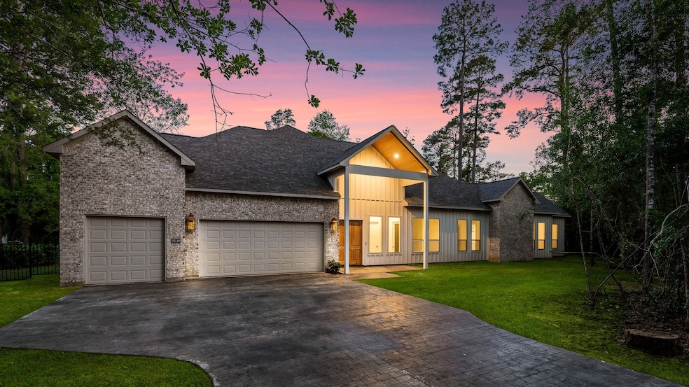 25118 W Tara Plantation Dr, Tomball, TX 77375 - photo 1