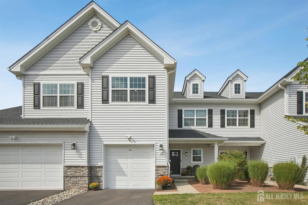 Under Contract $675,000