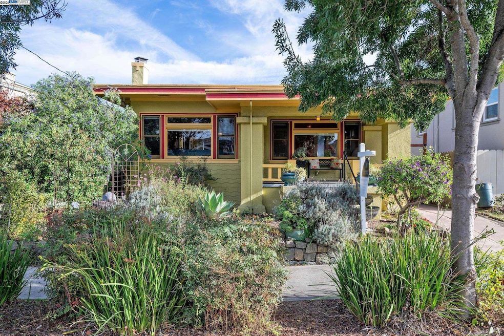 1542 Broadway, Alameda, CA 94501 - photo 1