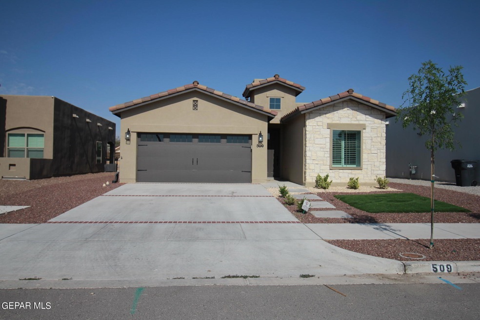 509 Cedarwood Dr, El Paso, TX 79928 - photo 1