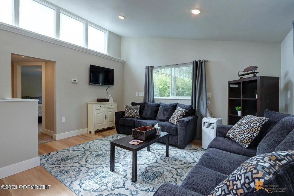 3107 Willow St unit 1, Anchorage, AK 99517 - photo 1