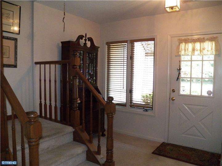 651 Niblick Ln unit 19, Wallingford, PA 19086 - photo 1