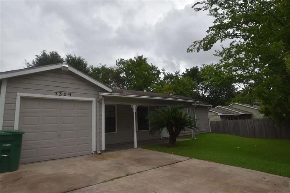 7309 Howton St, Houston, TX 77028 - photo 1