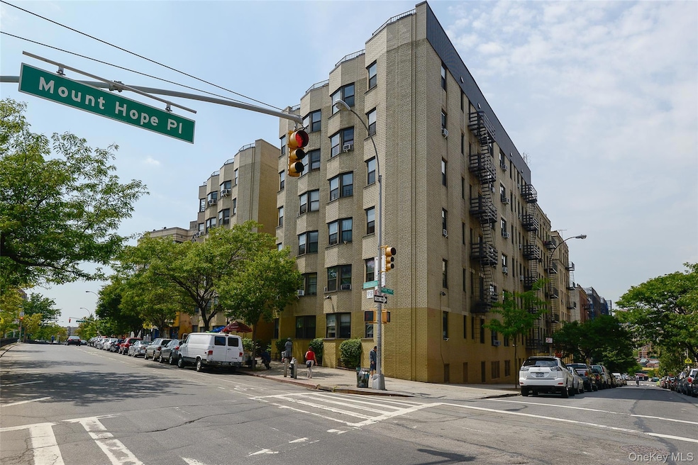 1855 Grand Concourse unit 6, Bronx, NY 10453 - photo 1