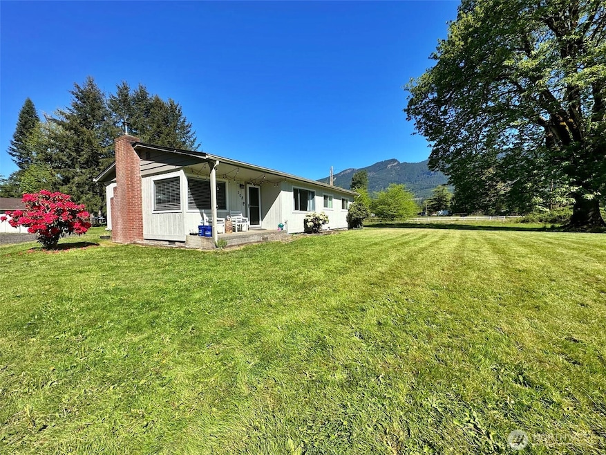 Pending $415,000 • Co-Listing Agent