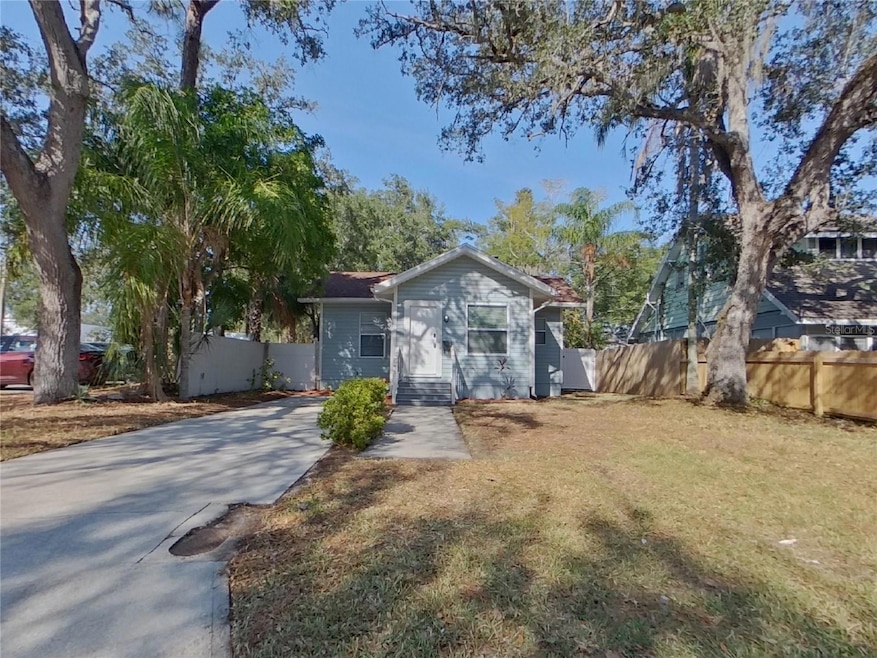 unlisted-address, Saint Petersburg, FL 33703 - photo 1