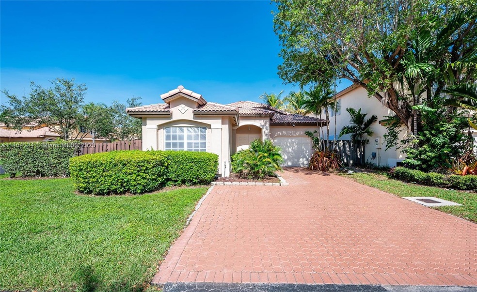 5048 NW 112th Ct, Doral, FL 33178 - photo 1
