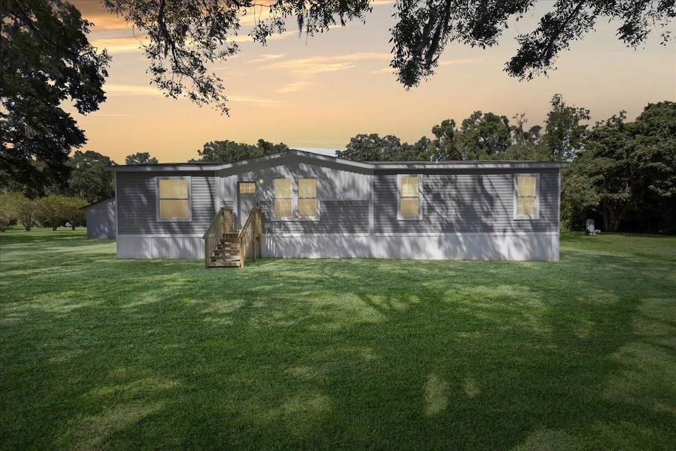 27441 37th Dr, Branford, FL 32008 - photo 1