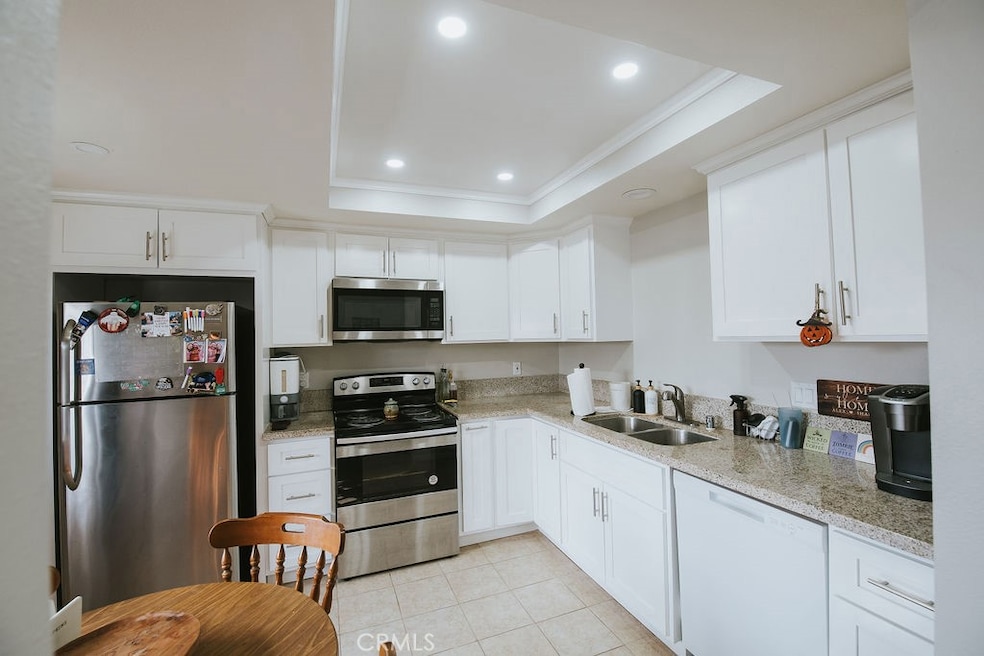 1554 Border Ave unit G, Corona, CA 92882 - photo 1