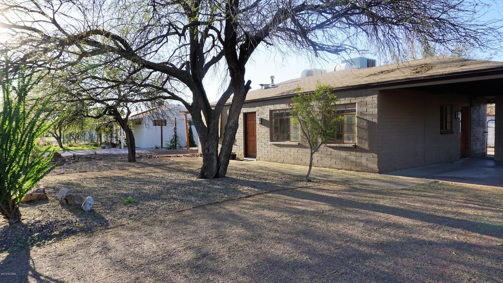 Charming Bungalow!