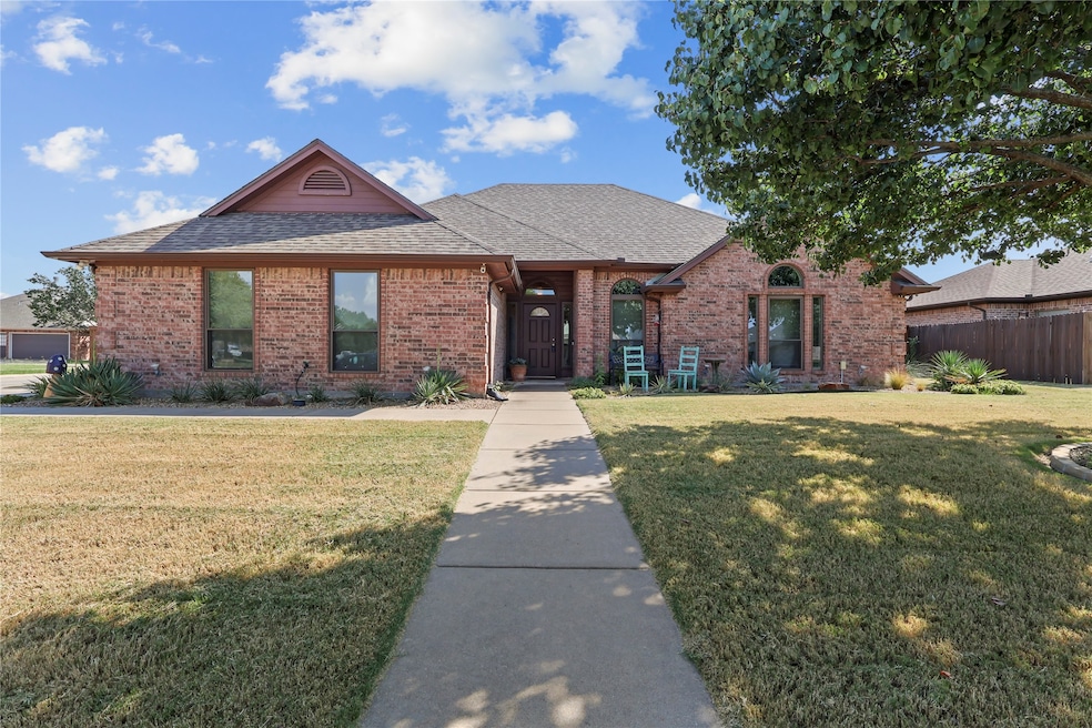 Under Contract $364,900