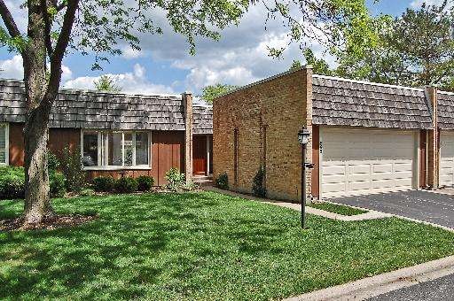 1868 Somerset Ln unit 42, Northbrook, IL 60062 - photo 1