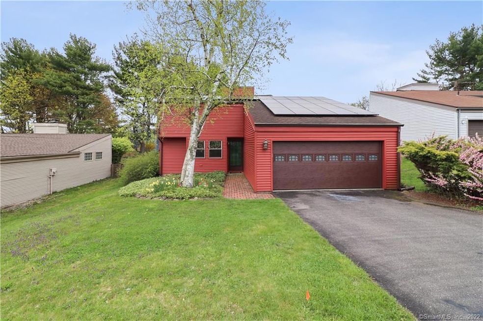 8 Little River Ln, Middletown, CT 06457 - photo 1