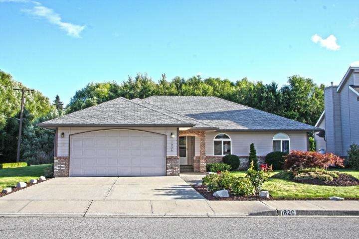 1826 Manhattan Dr, East Wenatchee, WA 98802 - photo 1