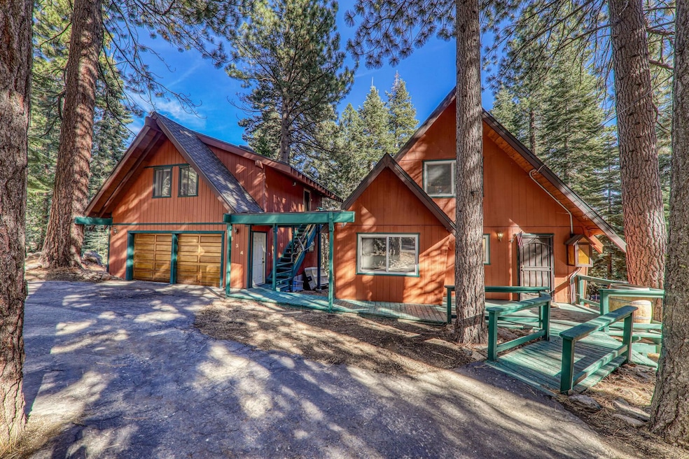 Pending $1,075,000 • Co-Listing Agent