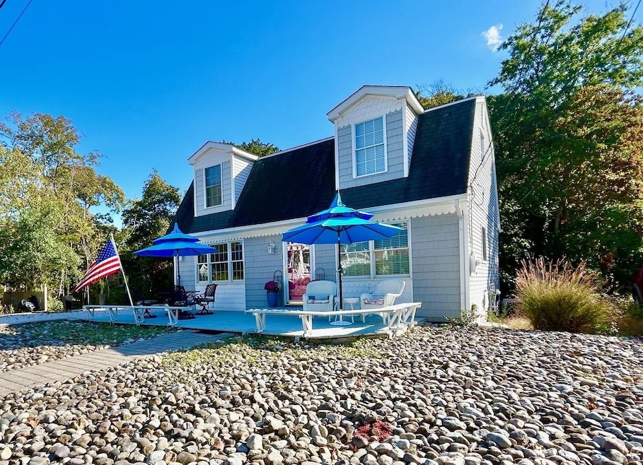 Sold $960,000