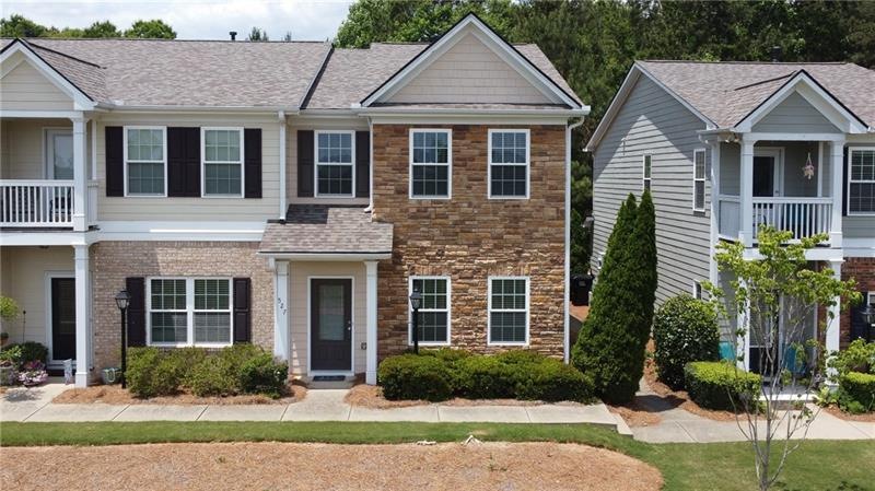 Beautiful End Unit with stunning stacked stone