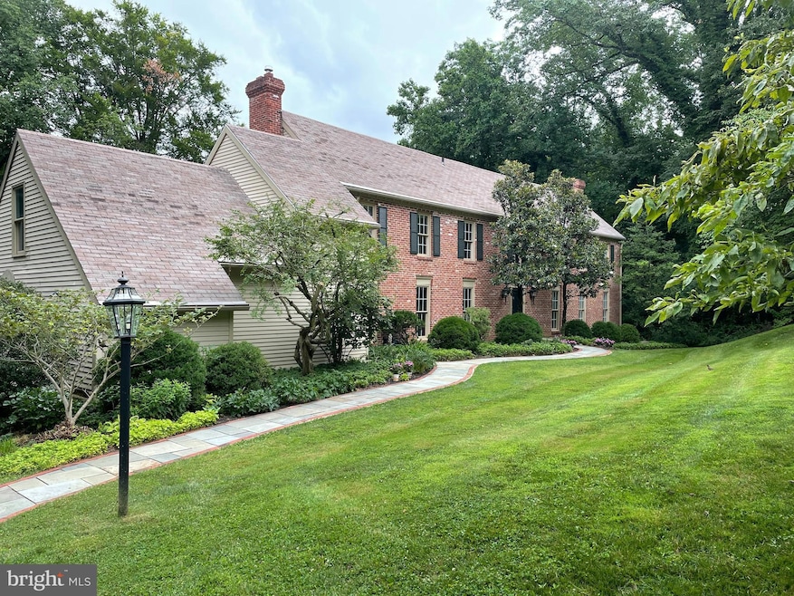 455 Timber Ln, Devon, PA 19333 - photo 1