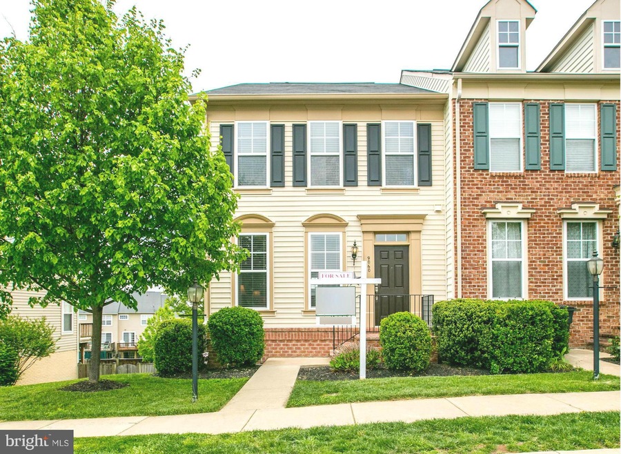 9060 Marble Falls Ct, Bristow, VA 20136 - photo 1