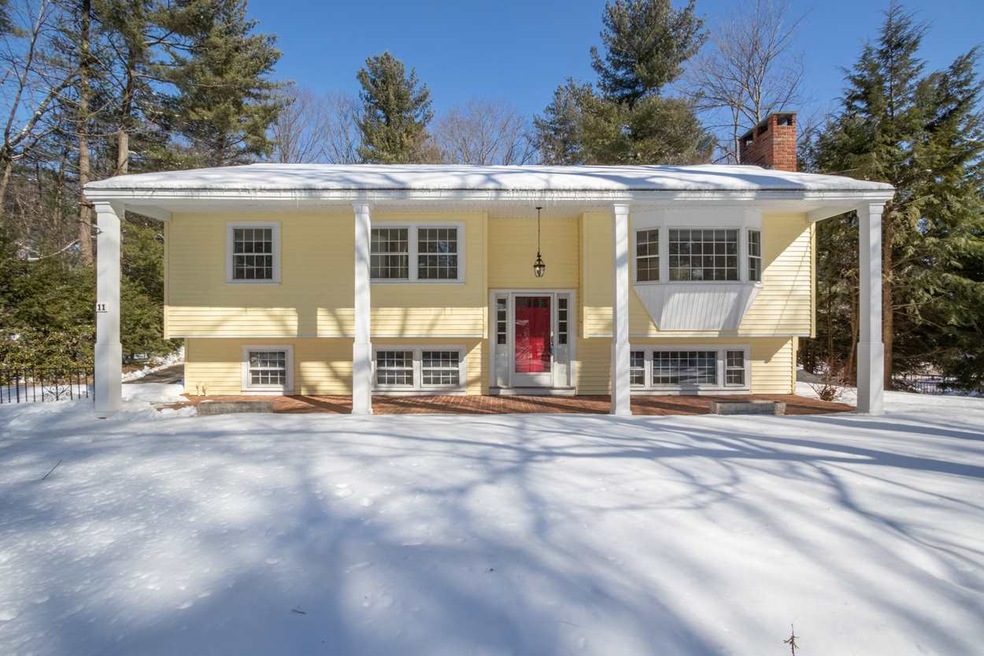 11 Birchwood Dr, Derry, NH 03038 - photo 1
