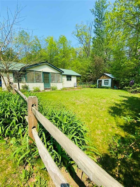 49 E Town Farm Rd, Putney, VT 05346 - photo 1