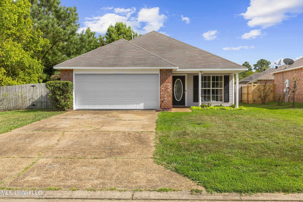 1-web-or-mls-453 Fairway-1