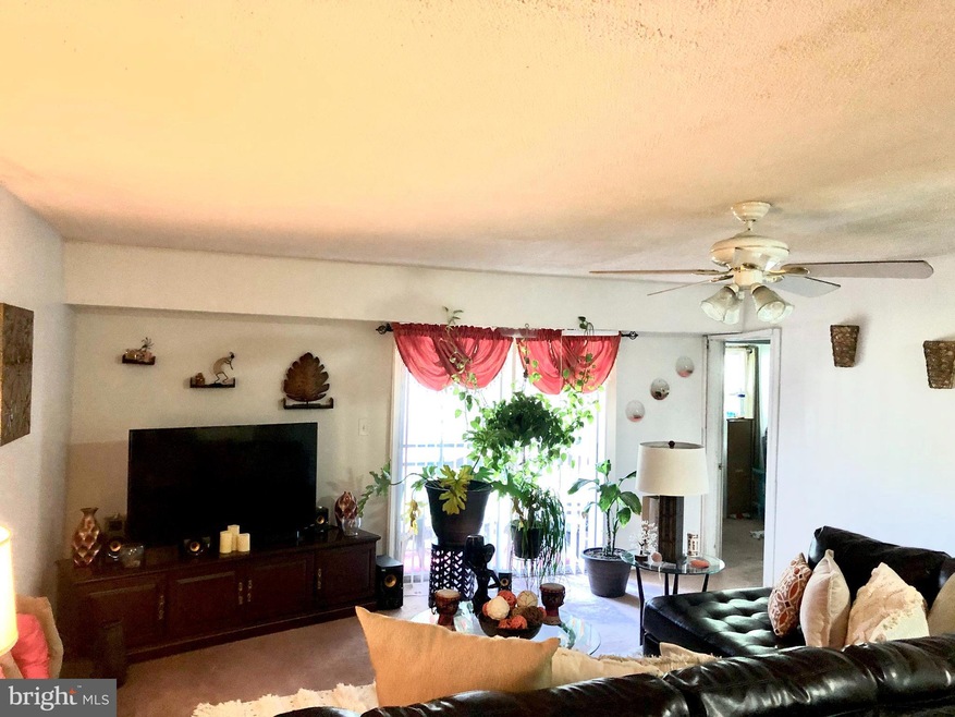 810 Henri Ct, Burlington, NJ 08016 - photo 1