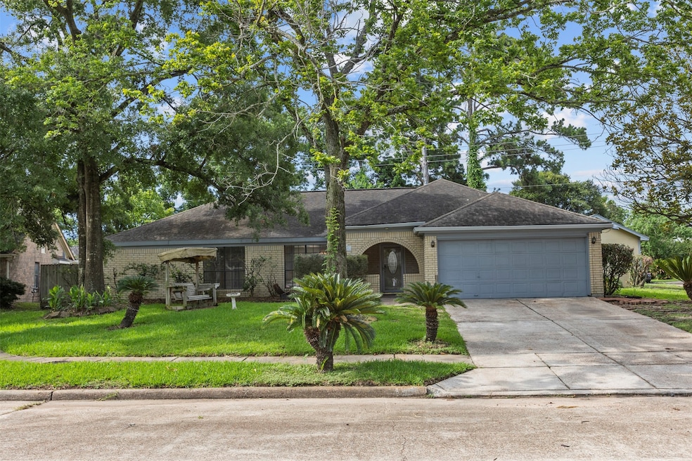 Welcome to 14202 Double Pine Dr.