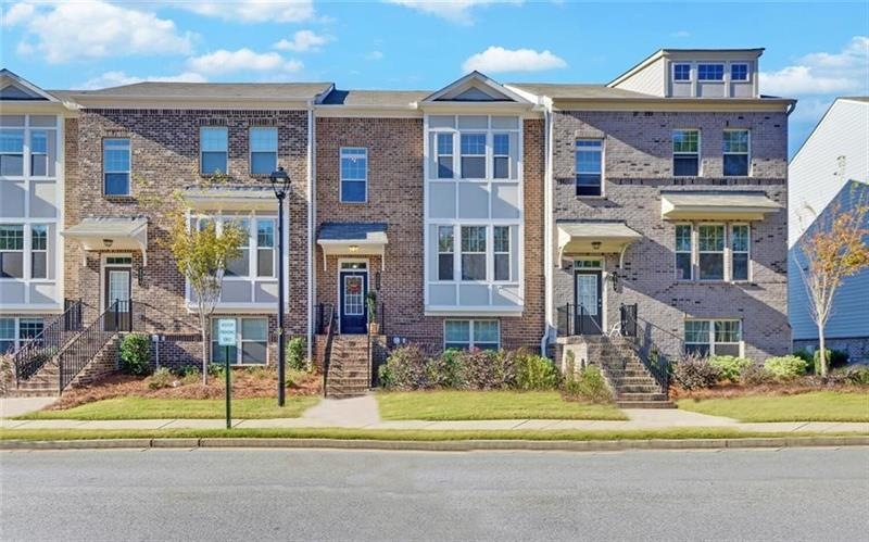 2580 Village Place Dr, Duluth, GA 30096 - photo 1