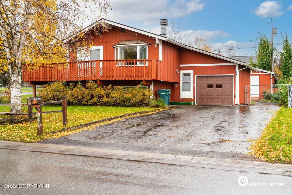 1640 State St, Anchorage, AK 99504 - photo 1