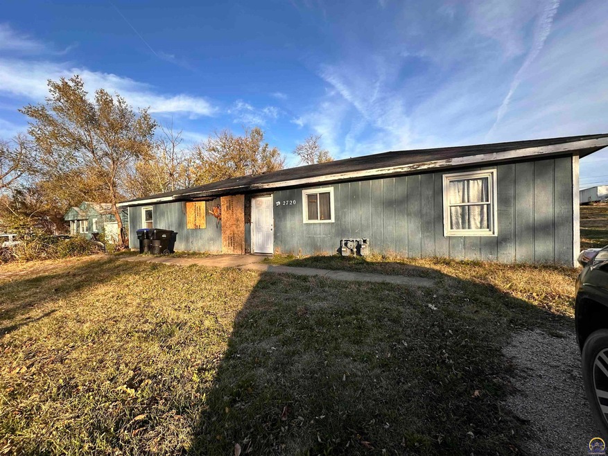 2718 and 2720 Duplex