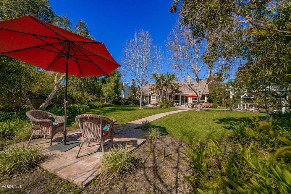 2202 Desert Forest Ct, Oxnard, CA 93036 - photo 1