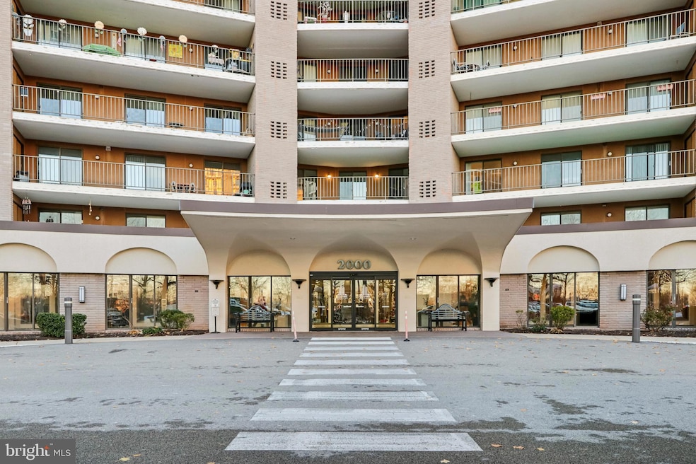 21033 Valley Forge Cir unit 1033, King of Prussia, PA 19406 - photo 1