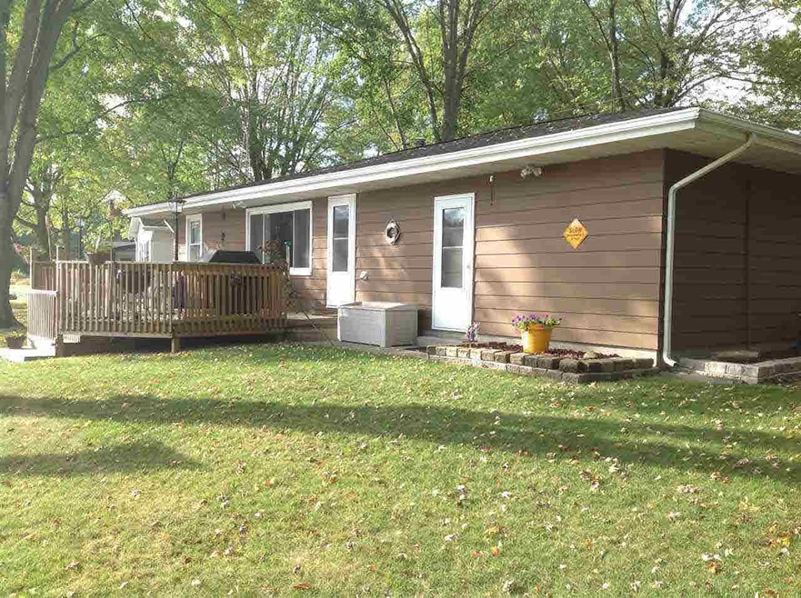 255 Lane 102 West Otter Lake, Angola, IN 46703 - photo 1