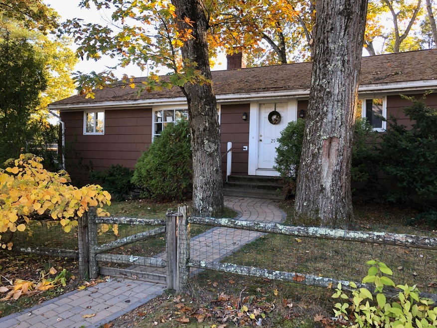 29 Pine Lane