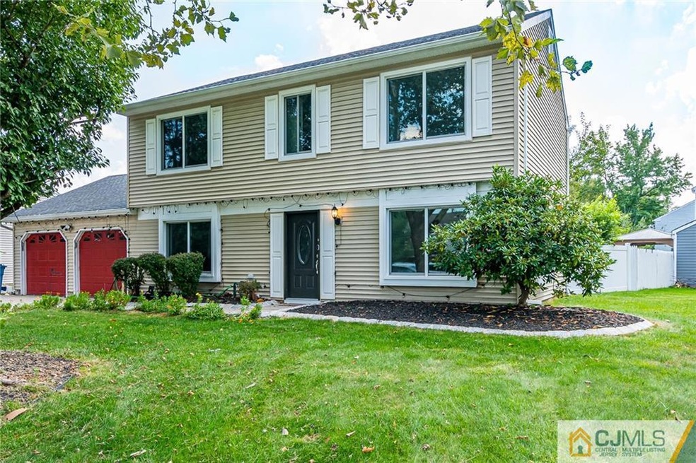 Sold $685,000 • Co-Listing Agent