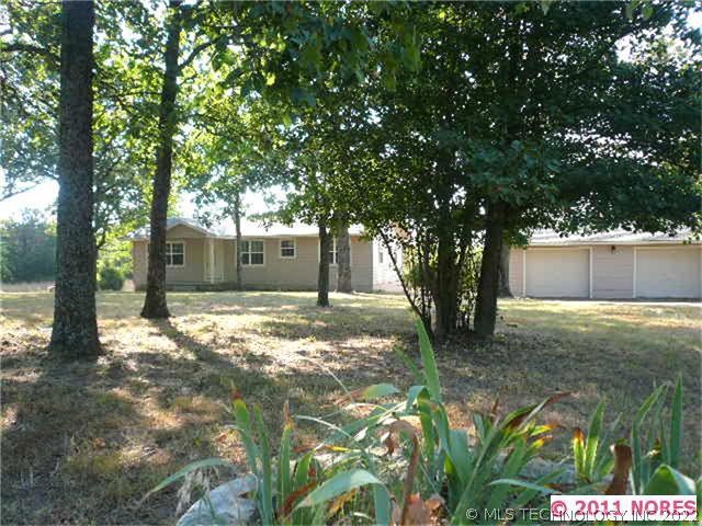 A refuge from the city. 3 beds, 1 1/2 baths on 2 a