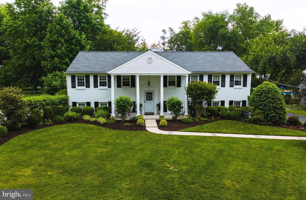 1911 County Line Rd, Villanova, PA 19085 - photo 1